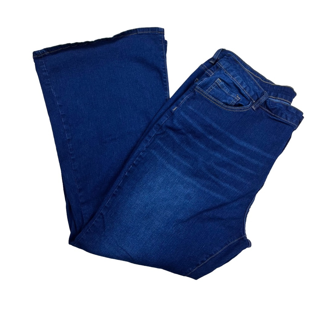 Shein Curve flare leg jeans
